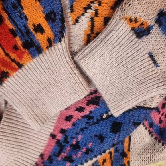 Farm Rio Rainbow Bananas Cardigan Size Medium - Picture 8 of 9